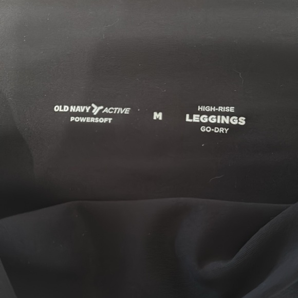 Old Navy active powersoft high-rise leggings go dry size medium  - Picture 2 of 2